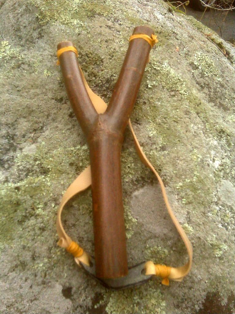 My first Rufus Hussey style Beanshooter Homemade Slingshots
