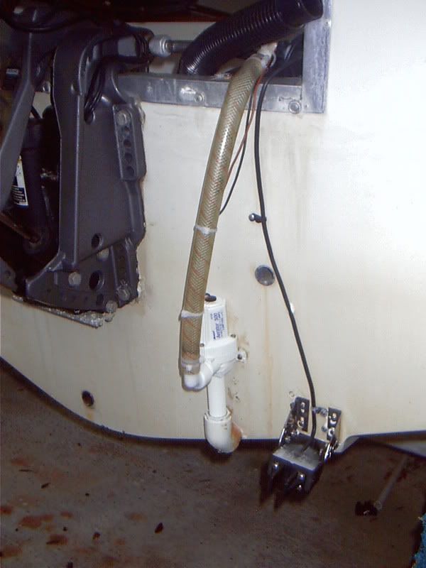 livewelltransom.jpg