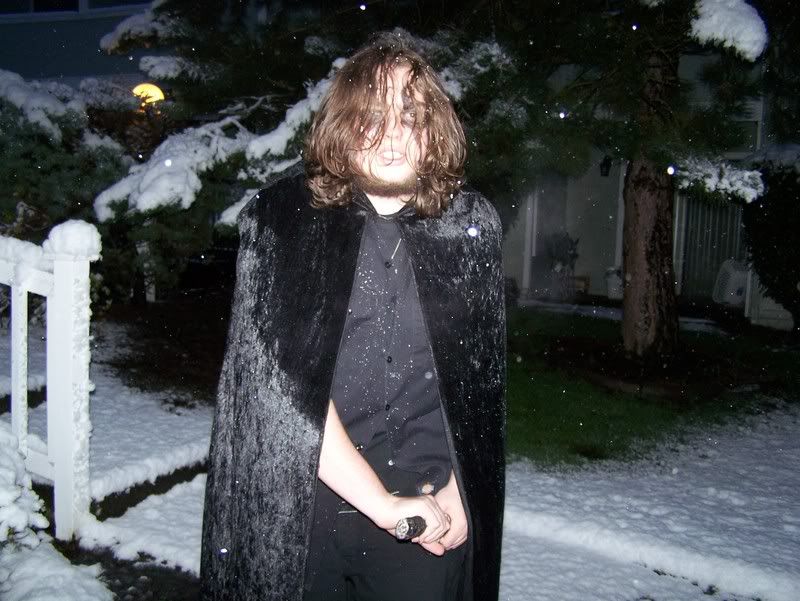 <img:http://i40.photobucket.com/albums/e206/neferoth/Shaun-Happy-Snow031.jpg>