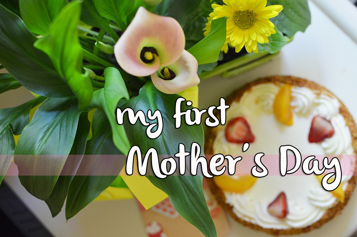 my first Mother's Day with H-E-B floral and bakery departments