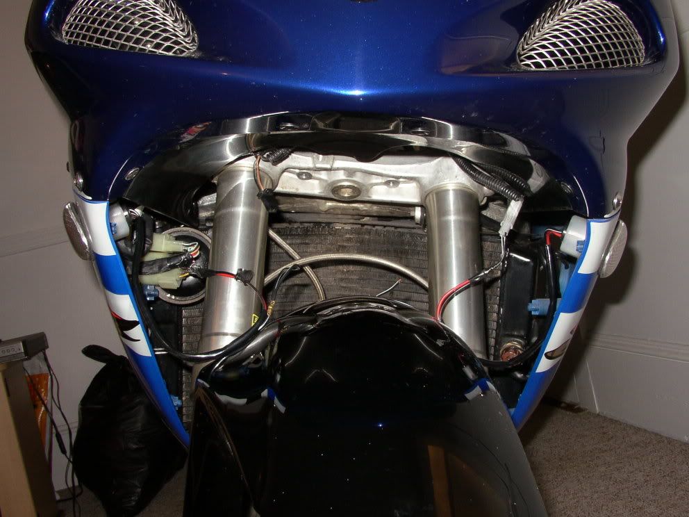 TURN SIGNAL PROBLEM PLEASE HELP PICTURES INCLUDED - Suzuki GSX-R