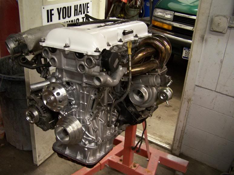 http://i40.photobucket.com/albums/e215/Whitesil80/Engine1.jpg