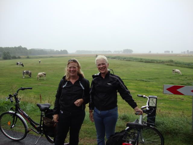 wet cyclists in Holland