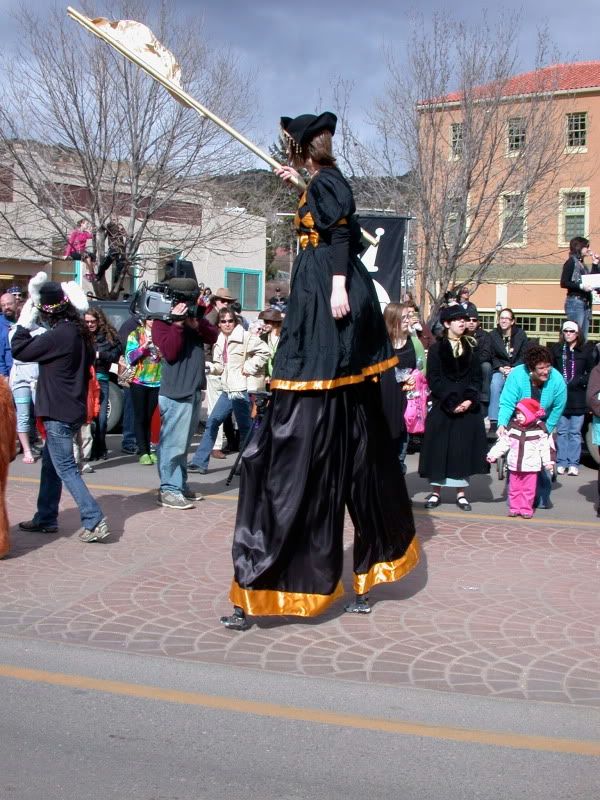 mardi gras parade manitou springs