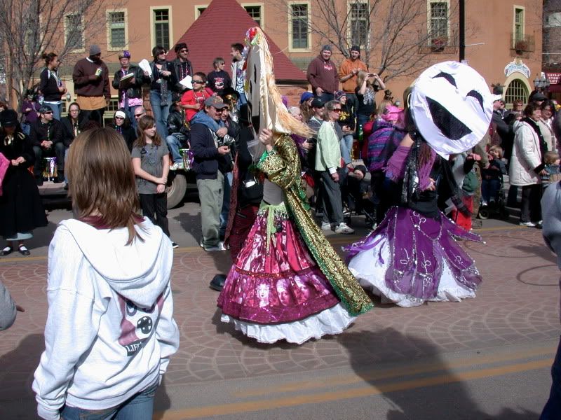 mardi gras parade manitou springs