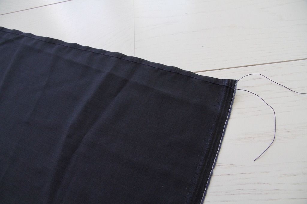 photo 11 Ruffle basting stitch_zpsgc0fkbbo.jpg