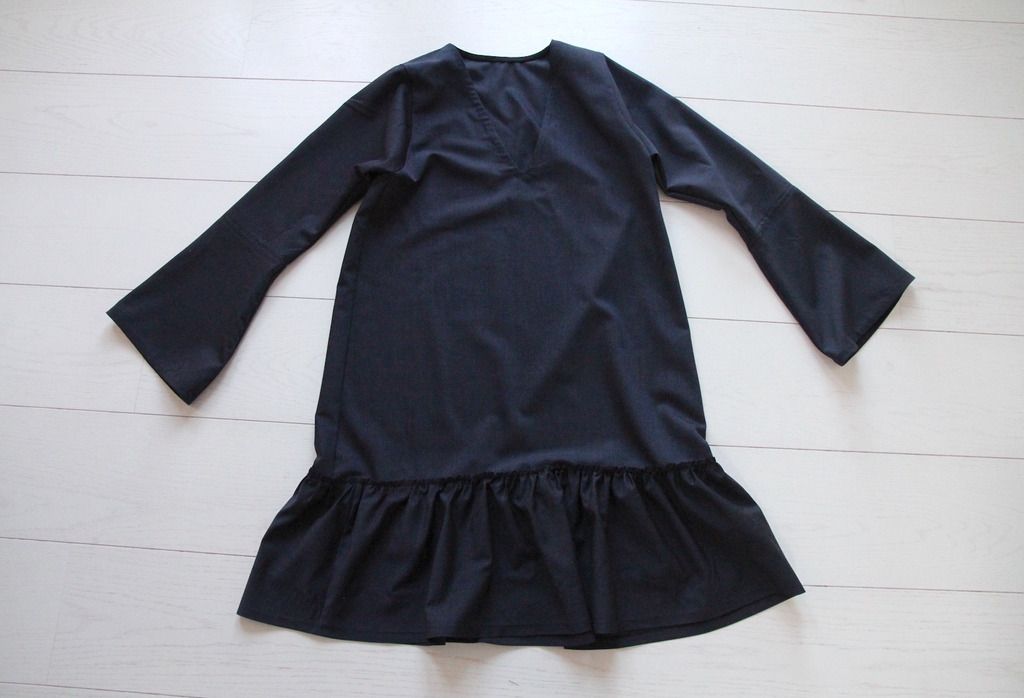 photo 14 Sewn to hem_zpscghblgmw.jpg