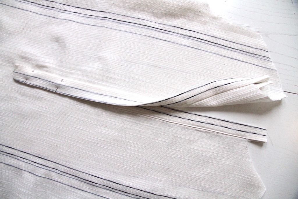 photo 10 Upper piece pinned at bottom_zpsilionacp.jpg
