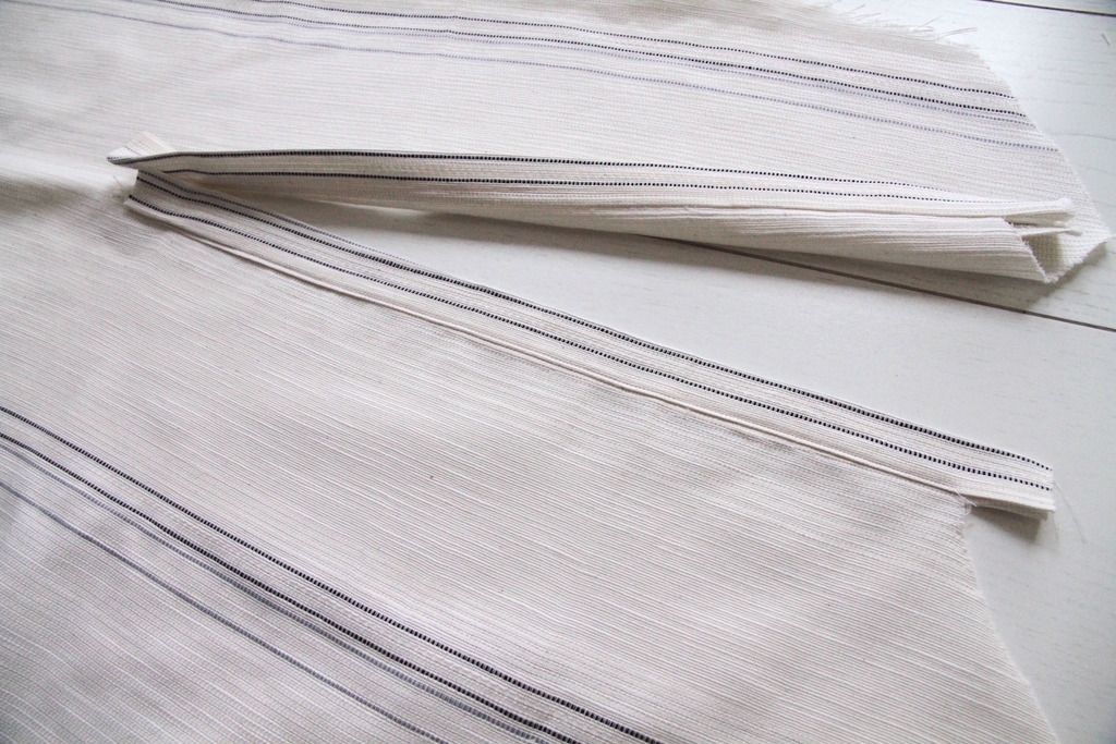 photo 8 Lower piece sewn and upper pulled through_zpsyzwzwefa.jpg