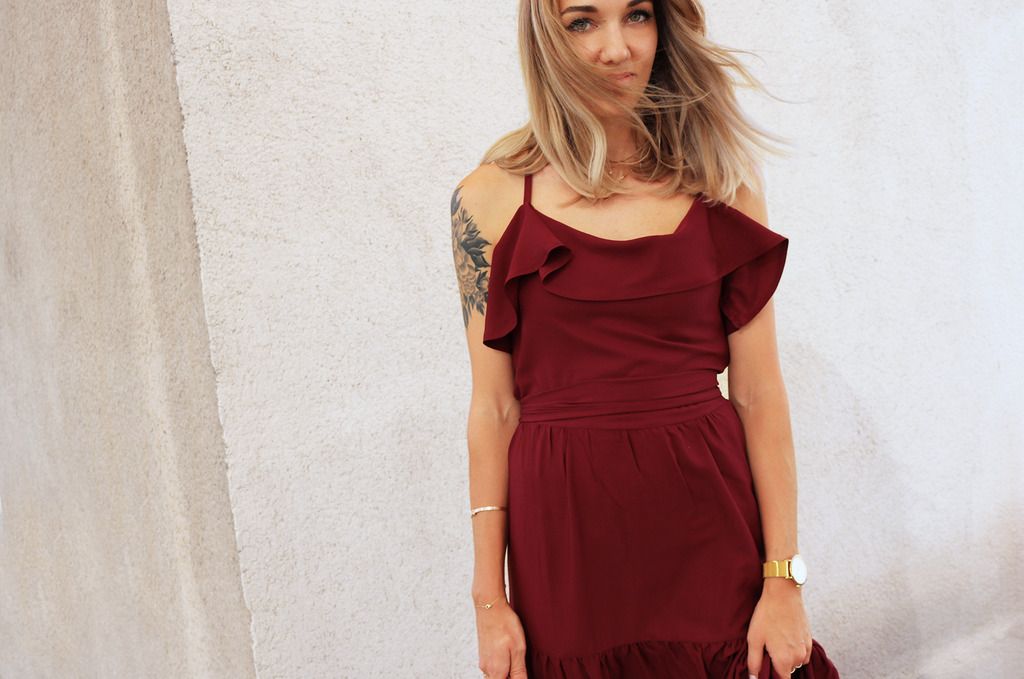 photo TieredRuffledDIYDress4_zpsyj2o1omp.jpg