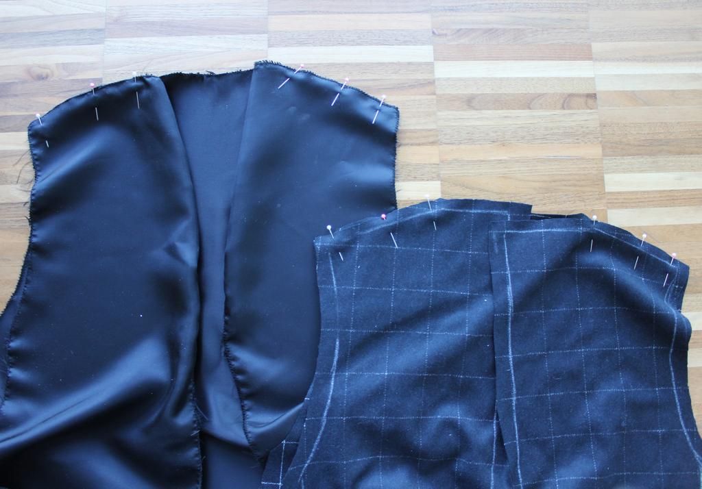photo 3pinshoulders_zpsa5e291b8.jpg
