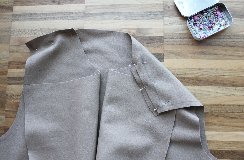 photo 4 Pin shoulders_zpsjsn21ney.jpg