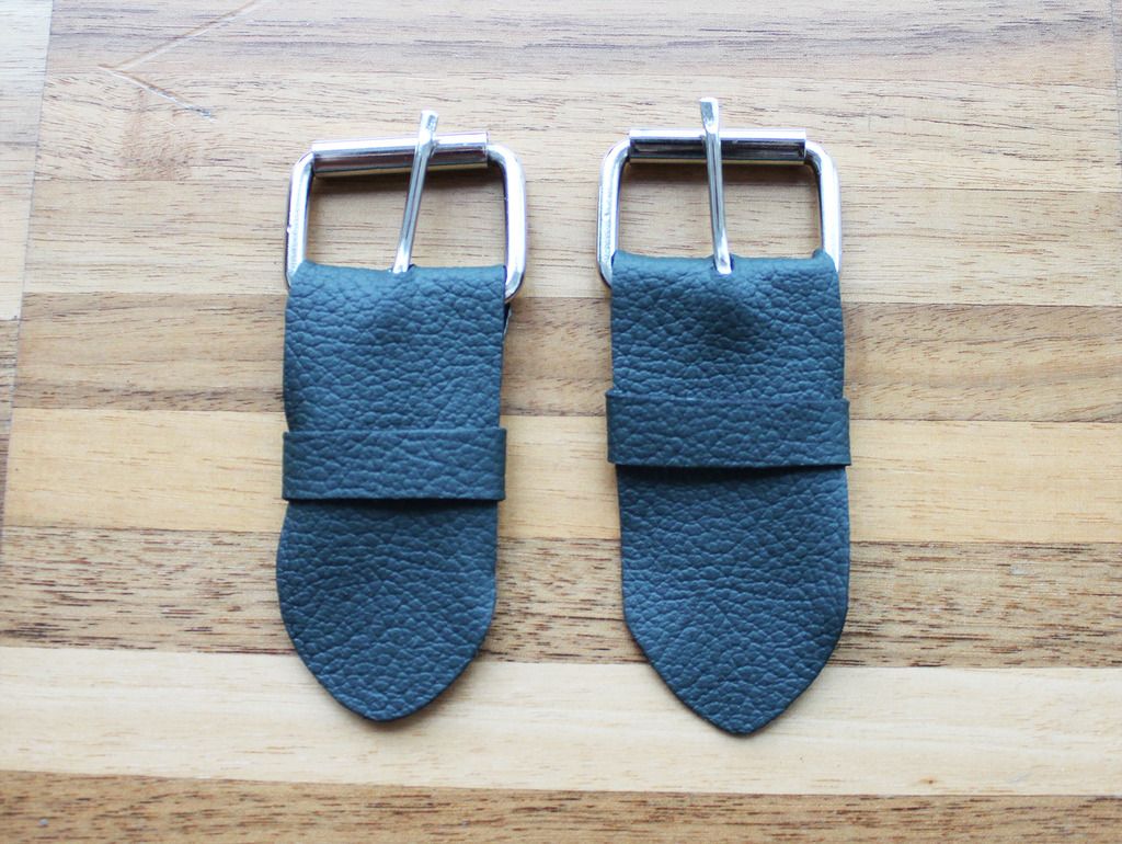 photo 10 Prep buckles_zps9igtlpgm.jpg