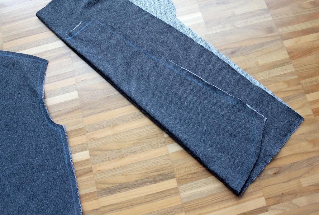 photo 4Tracesecondsleeve_zps66a89fe4.jpg