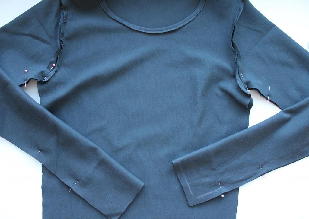 photo 13pinsleeveunderseam_zpsb719dc20.jpg