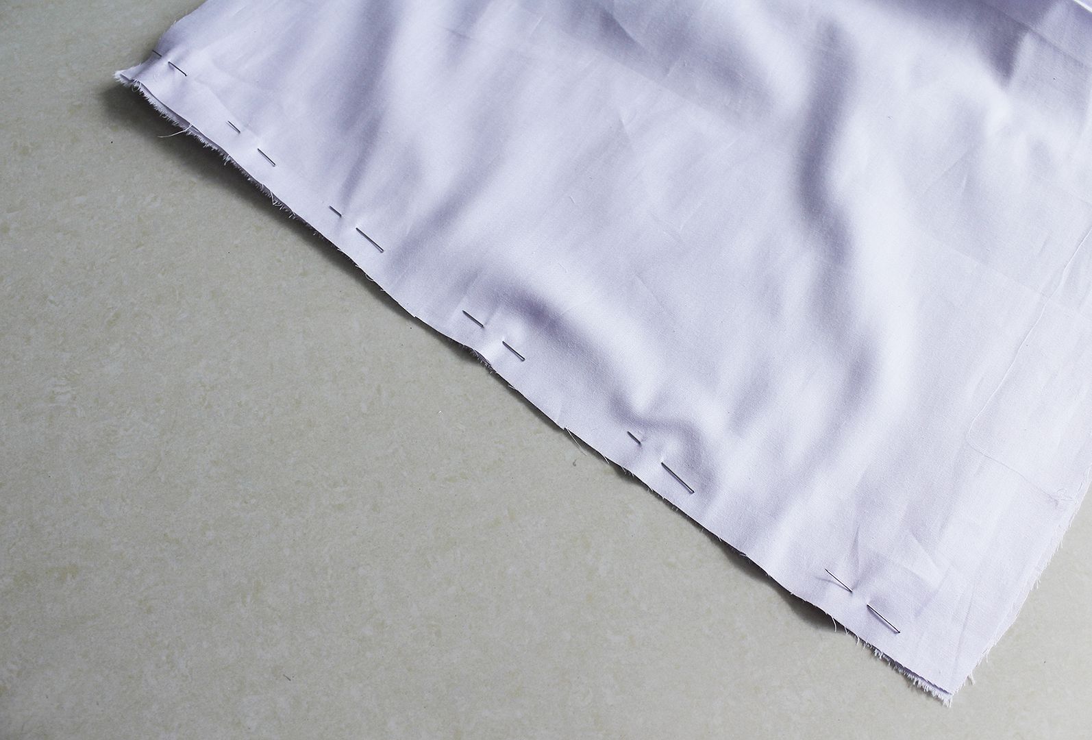 photo 7.1 Pin other side seam_zpsoyylyuai.jpg