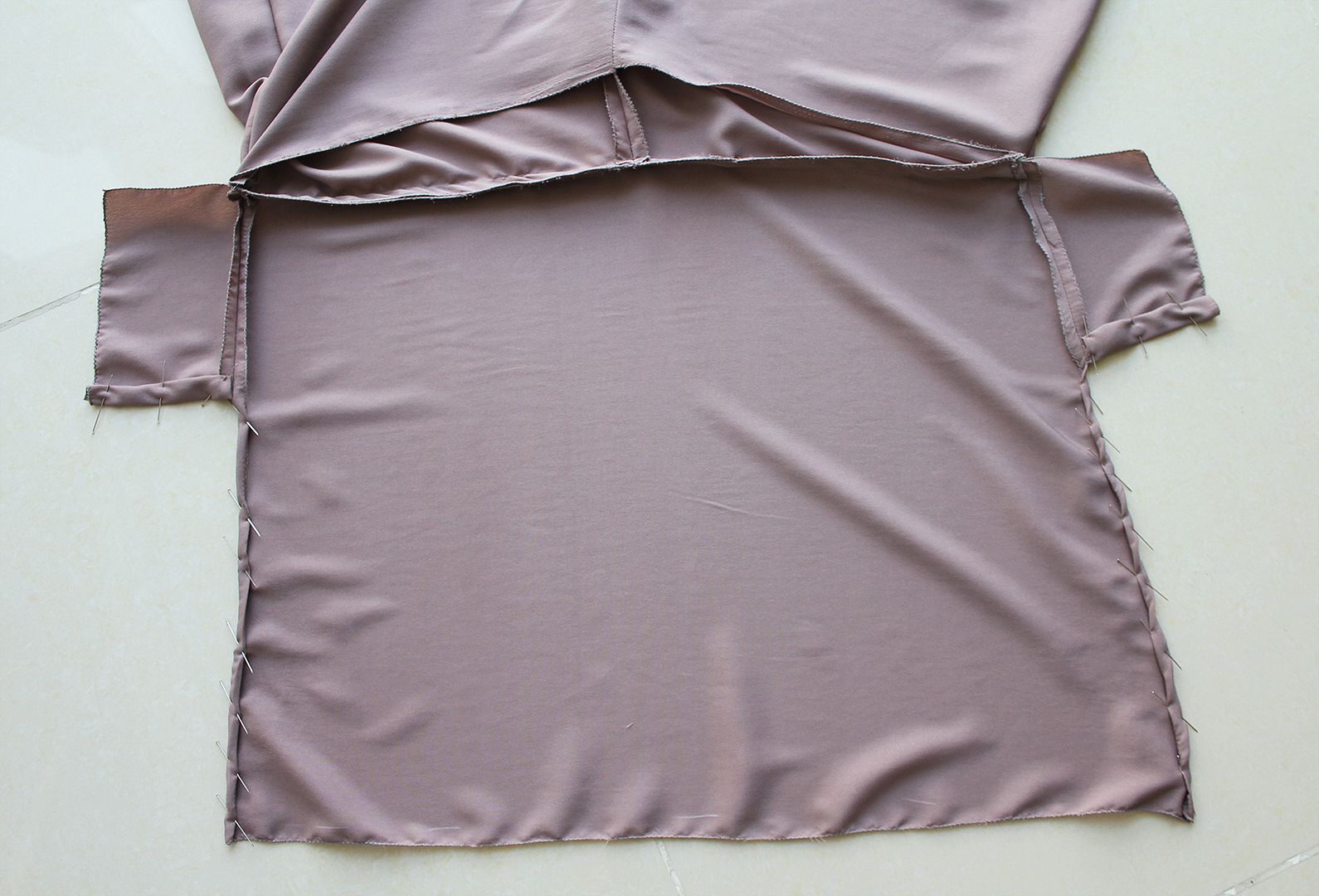 photo 4 Put top together and pin to skirt_zps2ejqmho3.jpg