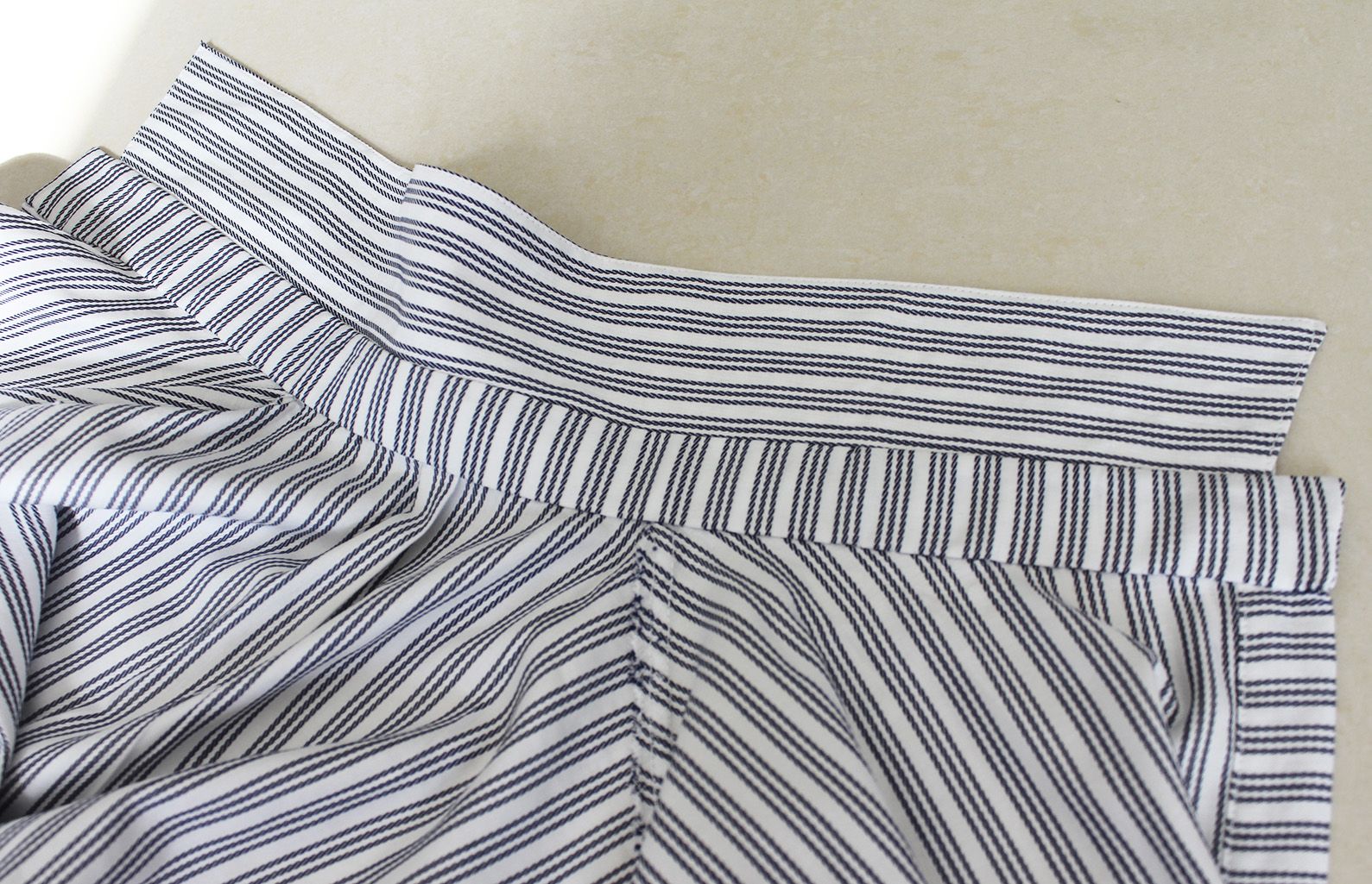 photo 5.4 Inside seam slip stitched_zpspgmnaubj.jpg