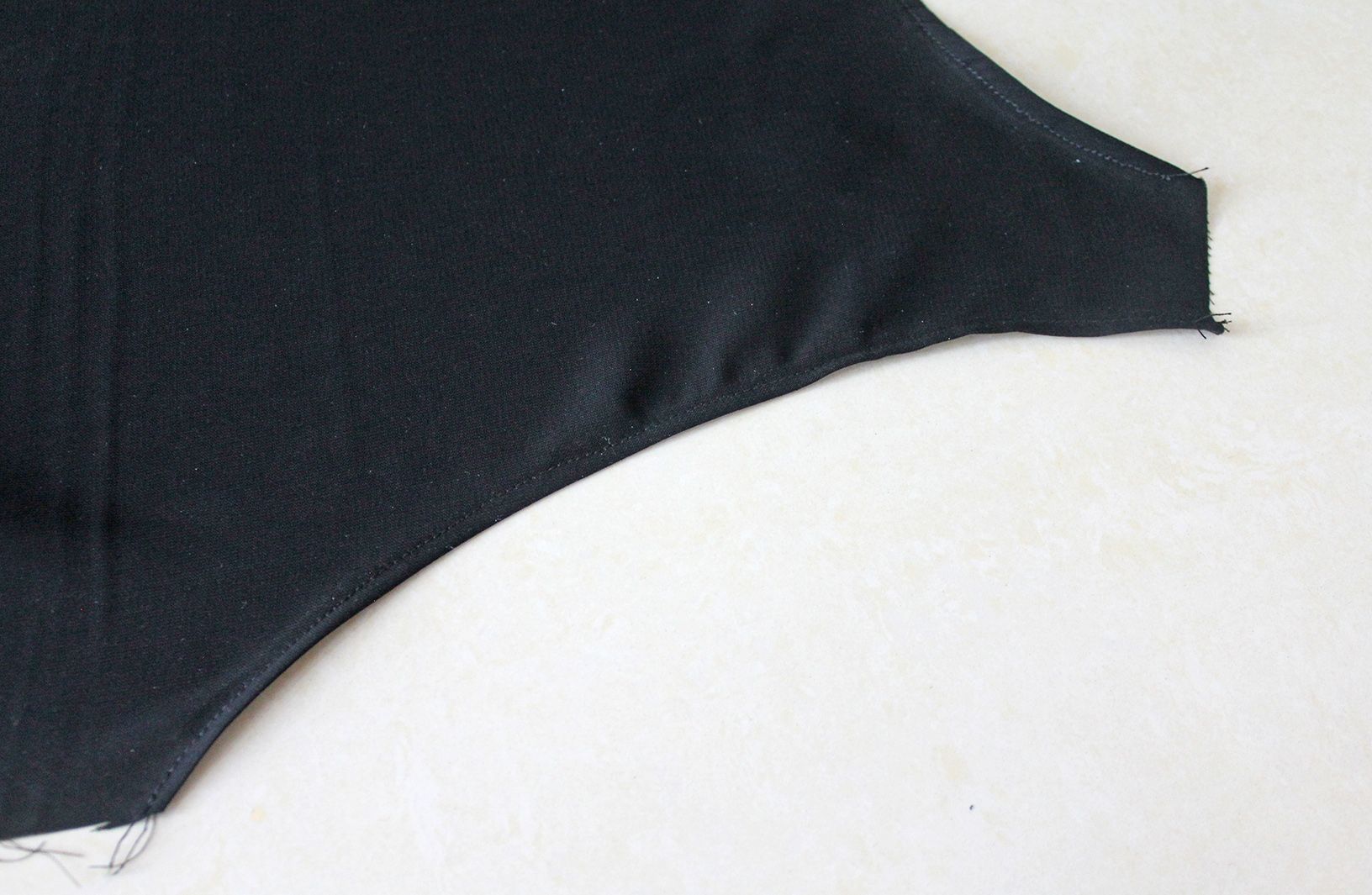 photo 4 Sewn neckline and arm hole_zpsjjzsbxyr.jpg