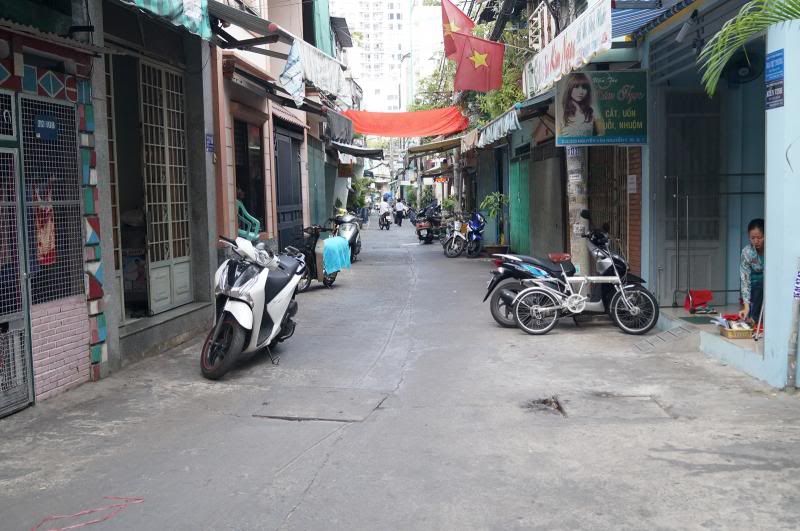 bán nhà hẻm nhỏ xinh quận 1 - sổ hồng chính chủ