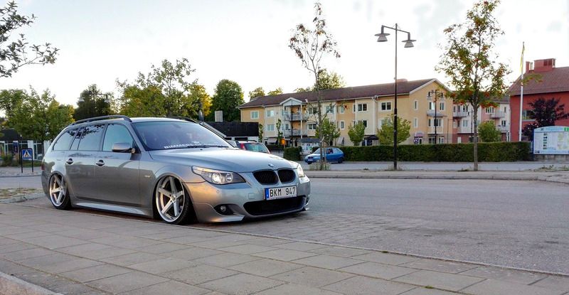 http://i40.photobucket.com/albums/e228/Snowgubben/bimmer.jpg
