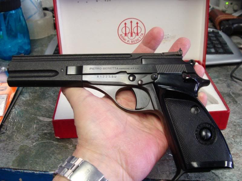 beretta76005.jpg
