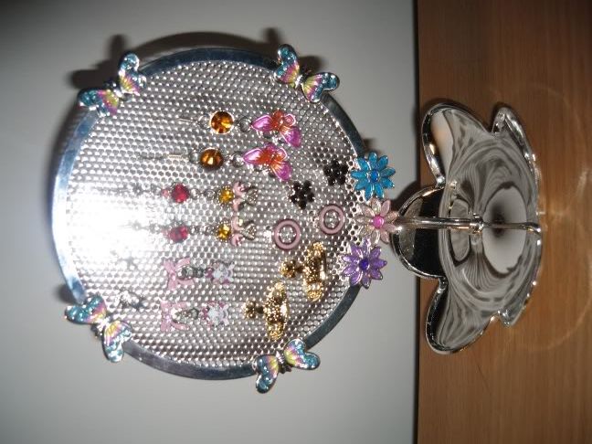 earring holder