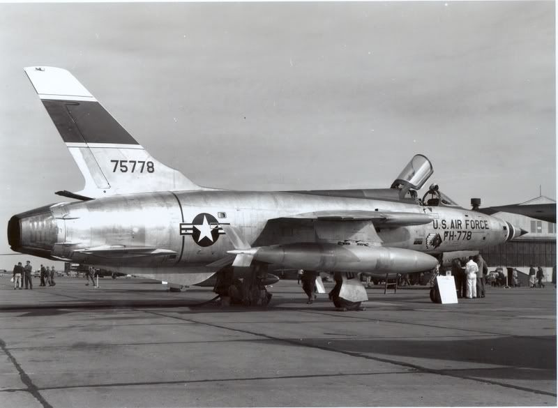 F-105B57-5778.jpg