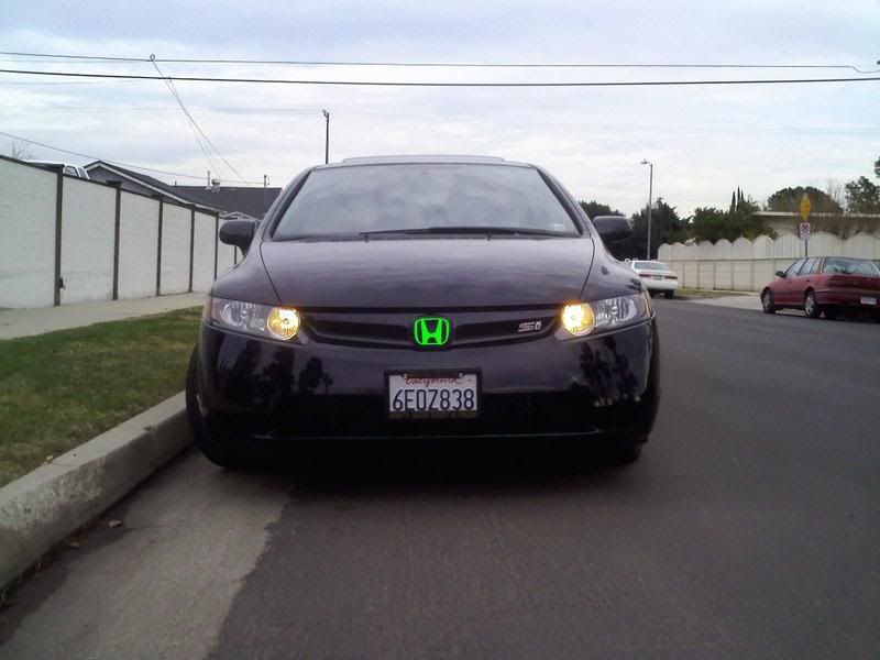 wanna paint my emblems all around highlight green like the monster color 