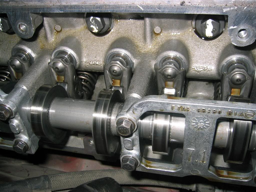 Does this sound like a broken exhaust valve spring to you?