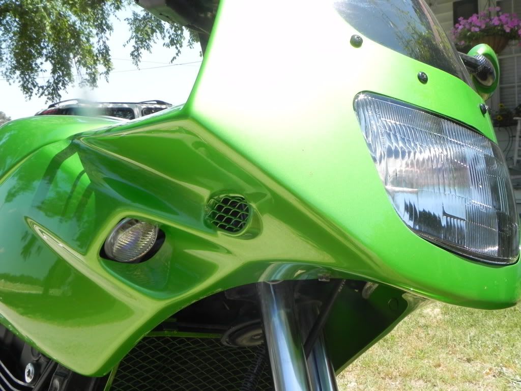 ok i painted my motorcycle fairing with black rustoleum • How to Paint