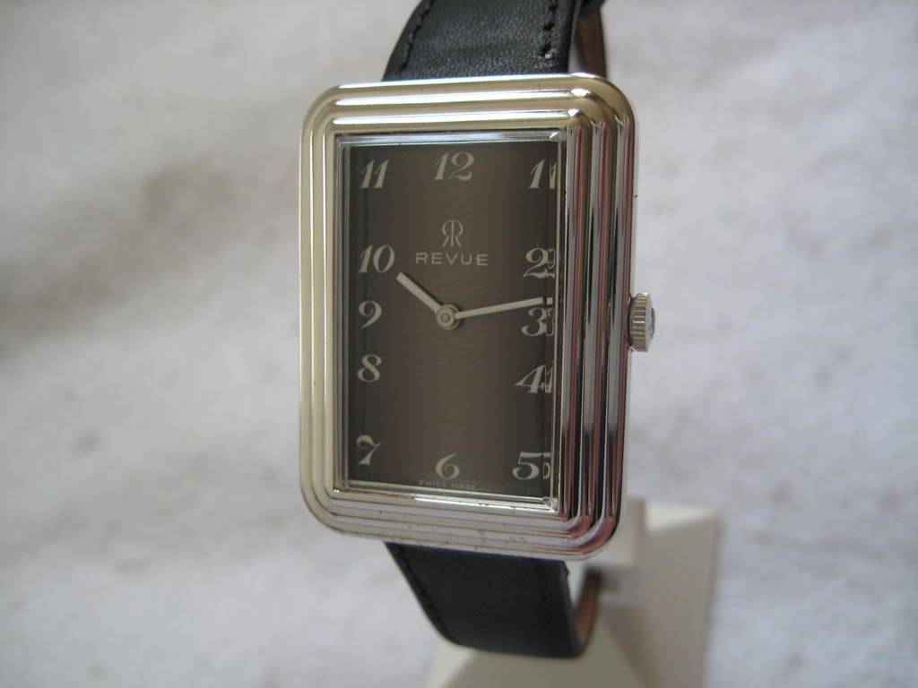 NOS-NEW-SPECIAL-SWISS-MADE-REVUE-MENS-WATCH-1960-039-S