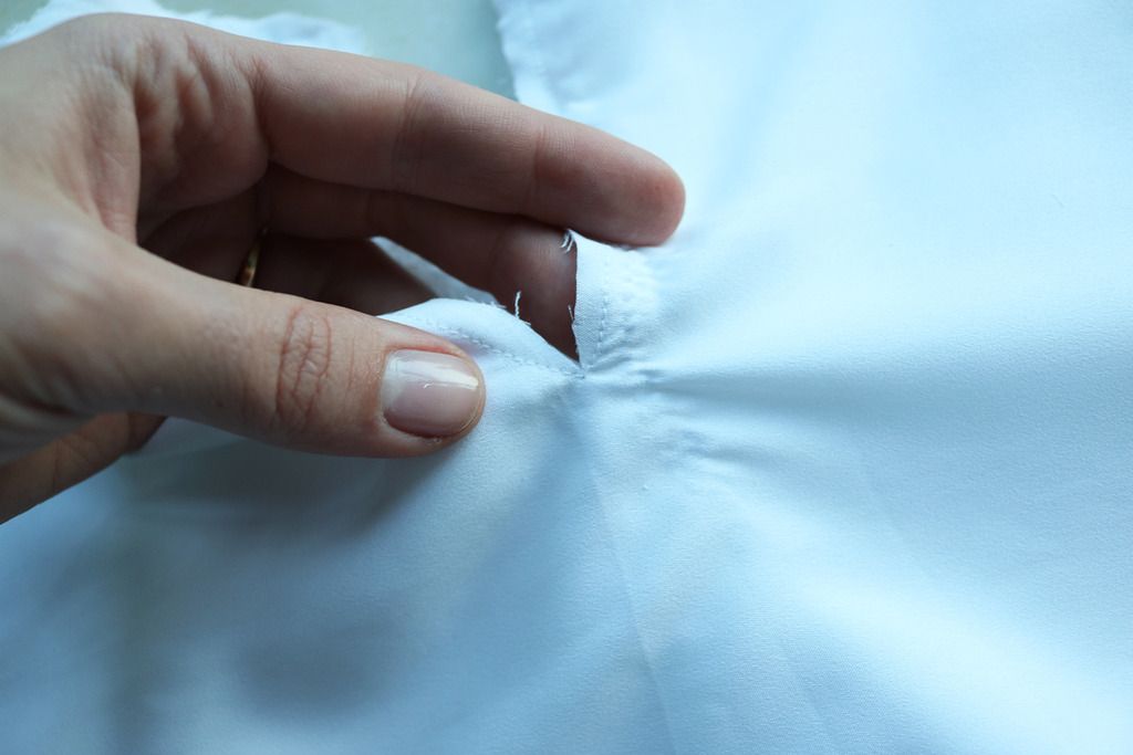 photo 11 Notched bottom of back slit_zpsgktp7dka.jpg