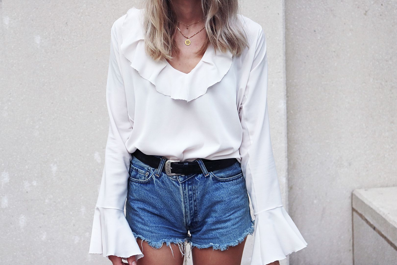 photo DIYRuffleDetailTop2_zpsumtopp9x.jpg