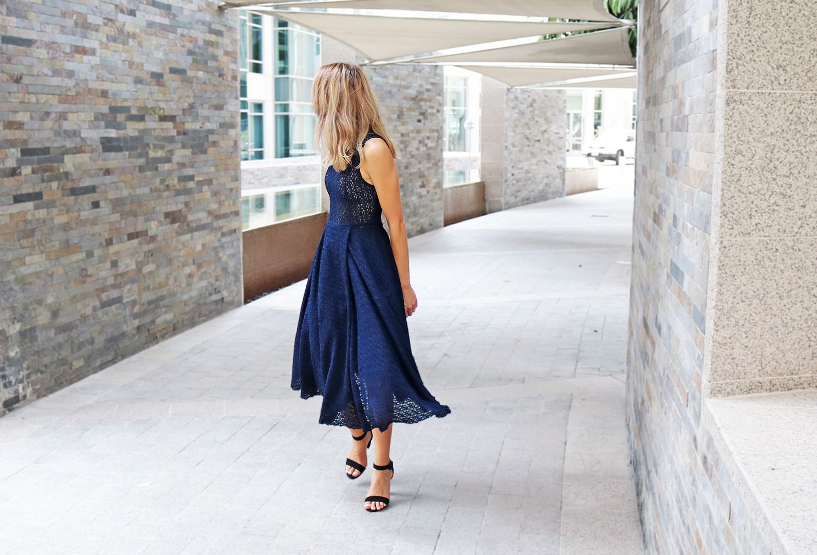 photo DIYNavyLaceMidiDress5_zpsfugv4uvw.jpg