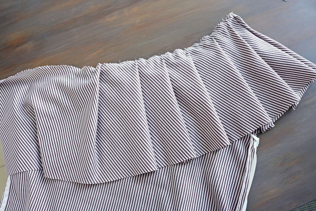 photo 11 Ruffle on back_zpslhu8ulta.jpg