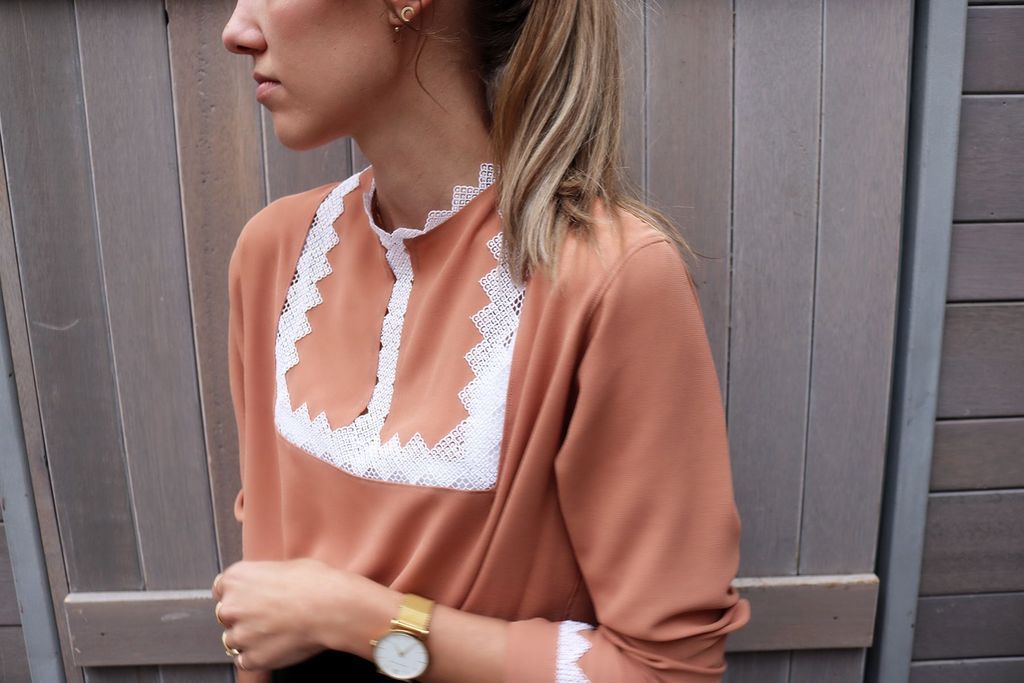 photo DIYRibbonCollarBlouse4_zpsompsfwtr.jpg