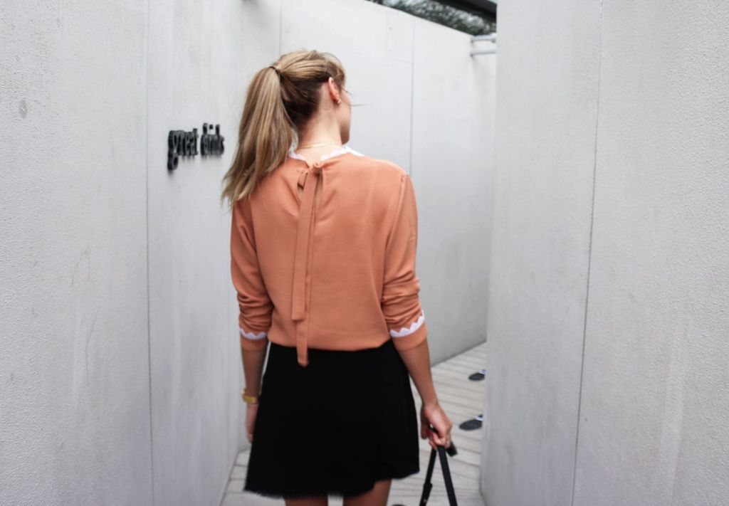 photo DIYRibbonCollarBlouse_zpsjkw23ktc.jpg